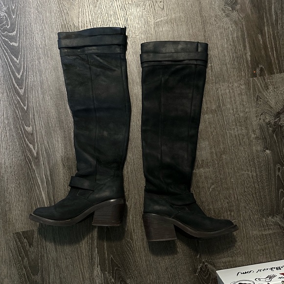 Jeffrey Campbell Wishlist Black Knee High Leather Boots - Picture 3 of 5